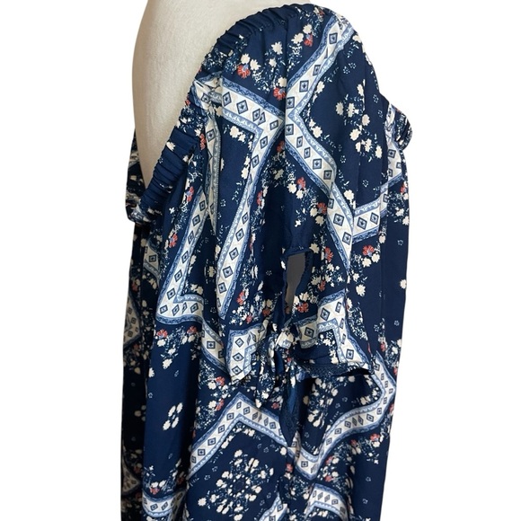 Rue Plus Navy Blue Bandana Floral Print Off Shoulder Blouse 3X Cottagecore - Picture 4 of 10